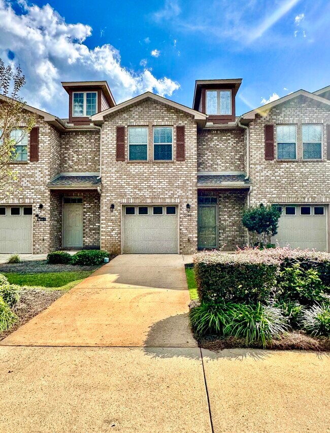 Building Photo - 2099 Wilsons Plover Cir