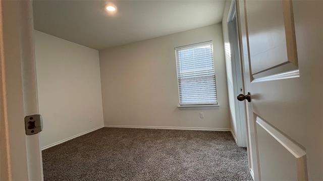 Building Photo - 2914 Jasmine Dr