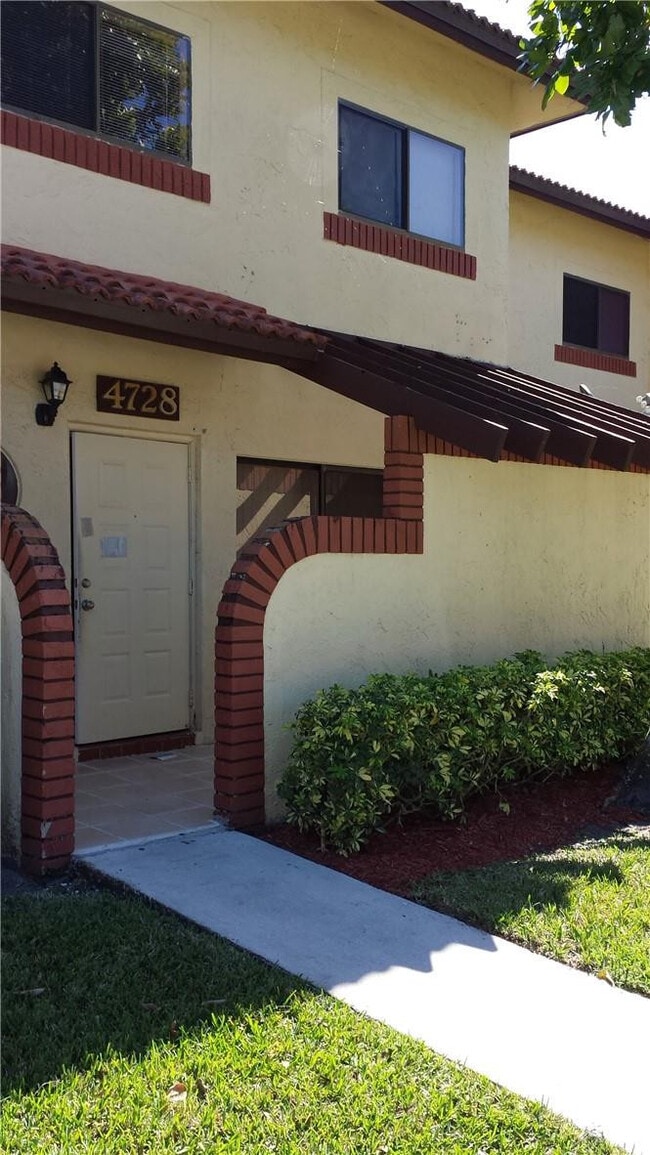 Building Photo - 4728 NW 90th Ave
