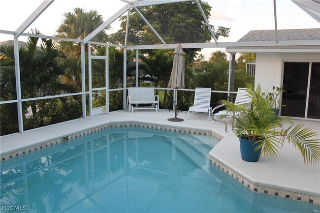 Building Photo - 5354 Coral Ave