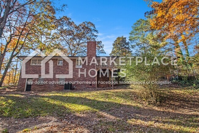 Building Photo - 3985 Cliftondale Pl