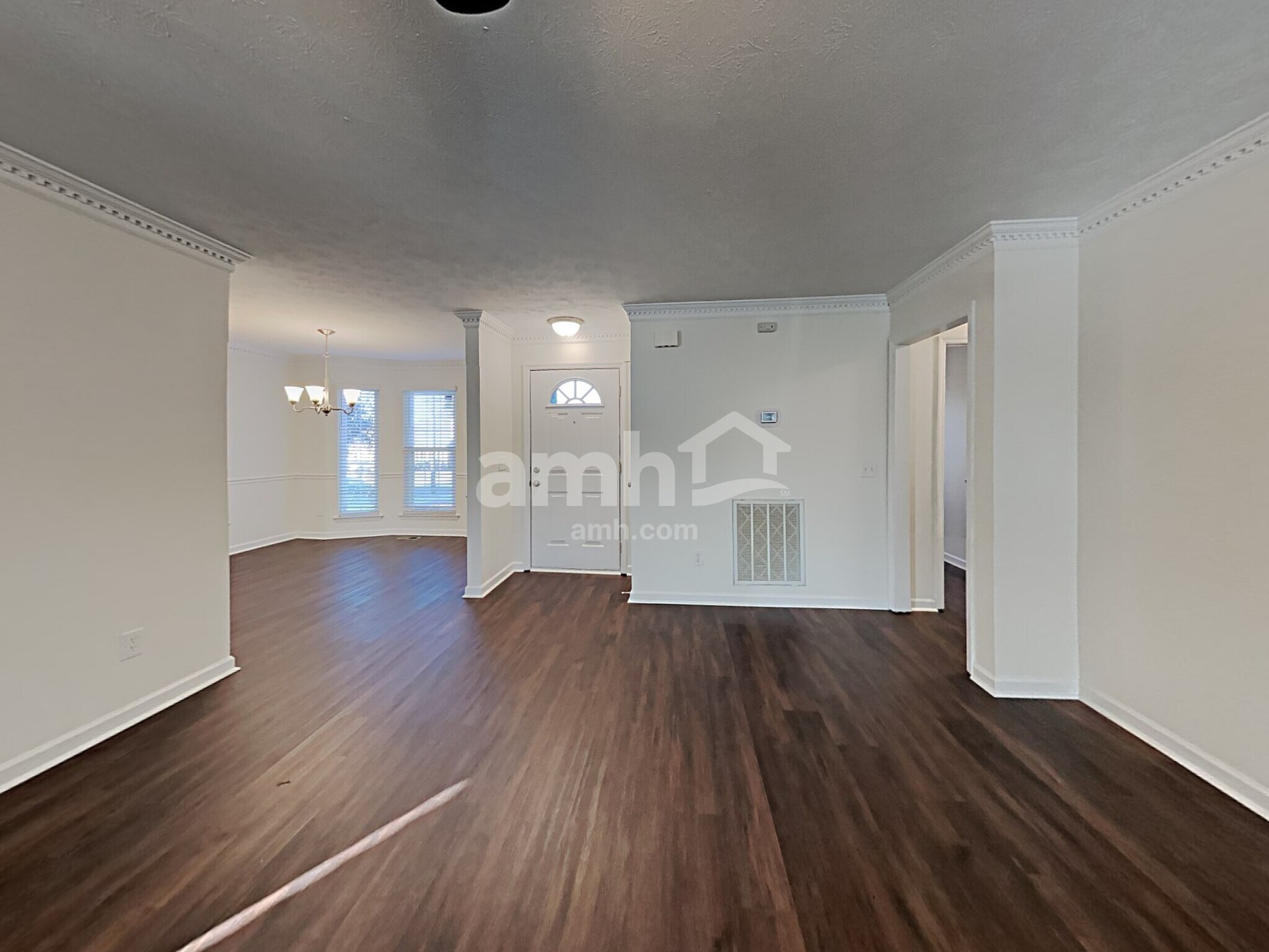 Building Photo - 200 Lakeside Park Dr