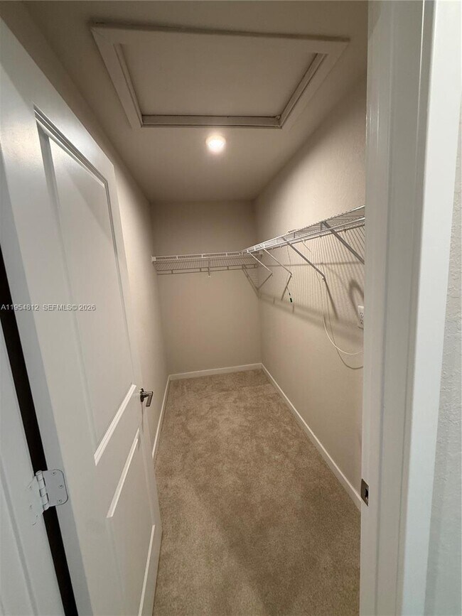 Building Photo - 585 NW 11th St