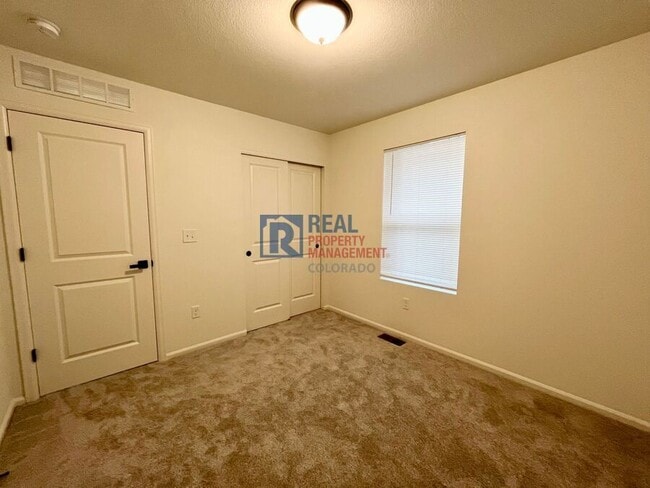 Building Photo - 20765 E 57th Dr