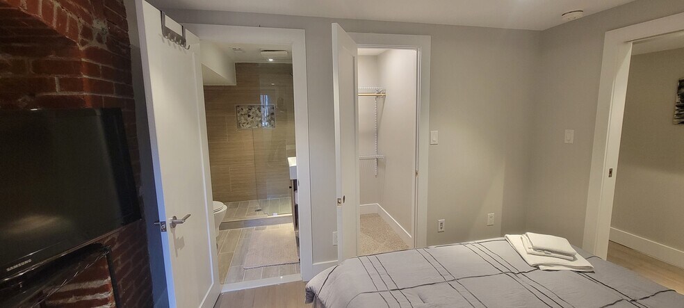 Building Photo - 41 Q St NW