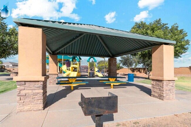 Building Photo - 38095 W Cannataro Ln