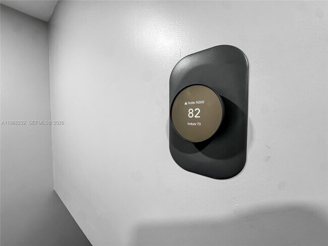 Building Photo - 110 SW 108th Ave