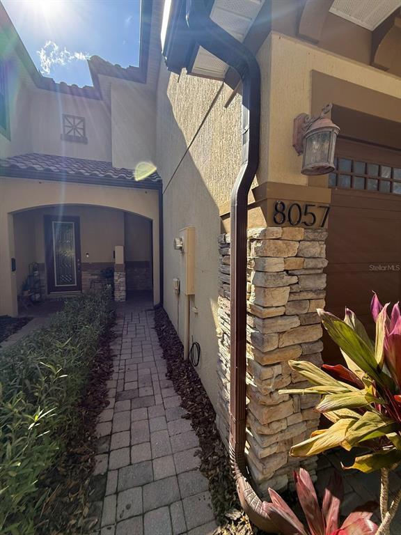 Building Photo - 8057 Prestbury Dr