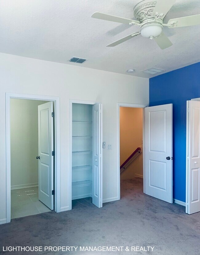 Building Photo - Charming, Newly Built 2 Bed/2.5 Bath Townh...