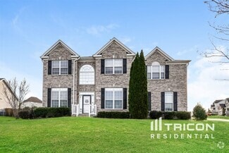 Building Photo - 108 N Honey Locust Dr