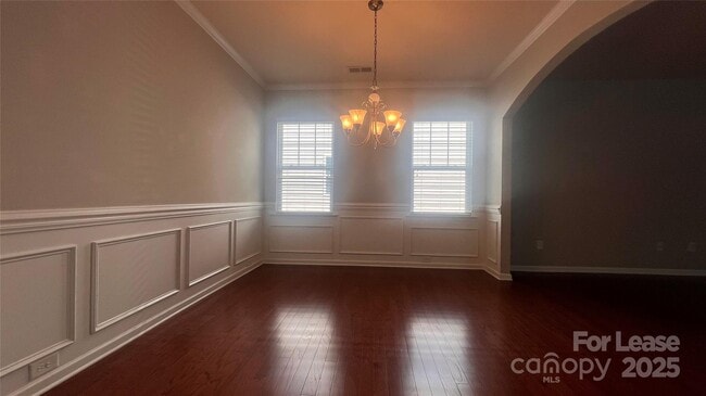 Building Photo - 2709 Southern Trace Dr