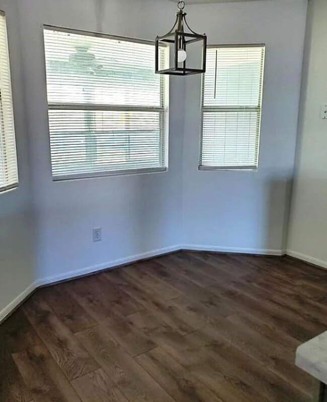 Building Photo - 4bd/2.5ba in Killeen Tx