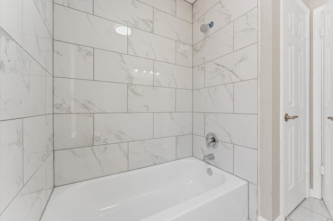 Building Photo - 15306 Goodman St