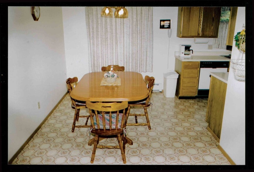 Building Photo - 33820 Polar St