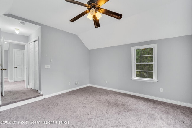 Building Photo - 5 Dugans Ln