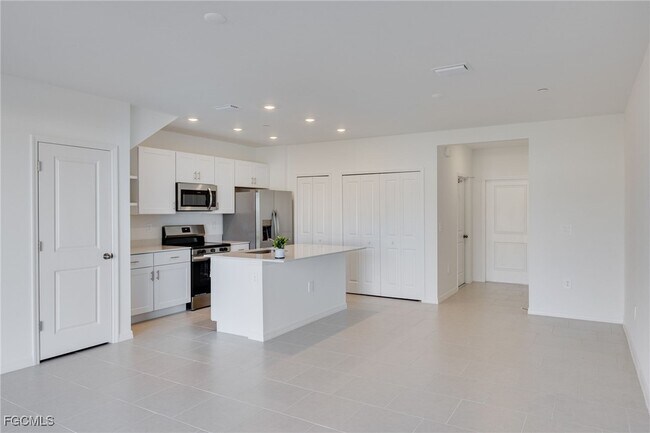 Building Photo - 4243 Caterina Ct