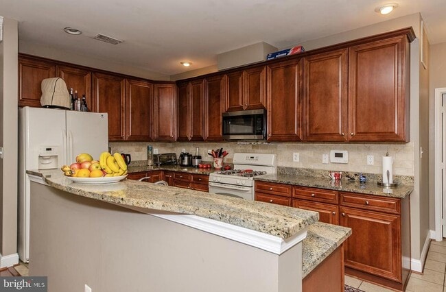 Building Photo - 16942 Chesley Pl