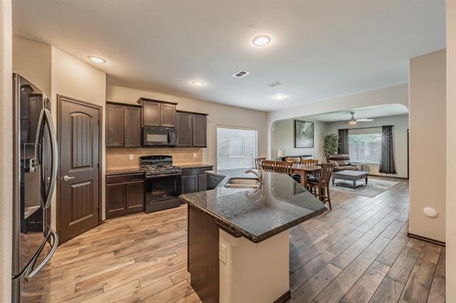 Building Photo - 1812 Potrillo Ln