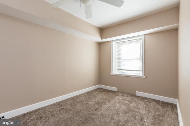 Building Photo - 161 Cotton St