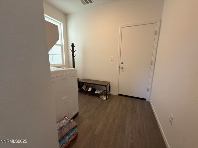 Building Photo - 9774 Silver Dollar Ln