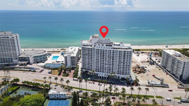 Building Photo - 5401 Collins Ave