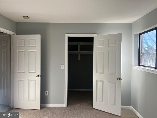 Building Photo - 7368 Lee Hwy