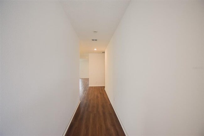 Building Photo - 2370 Lancashire St