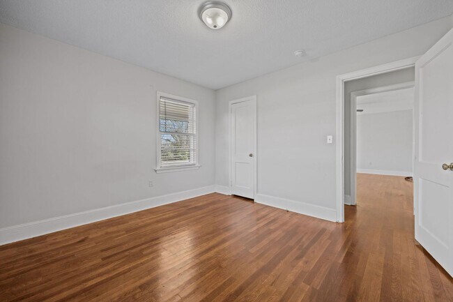 Building Photo - Duplex