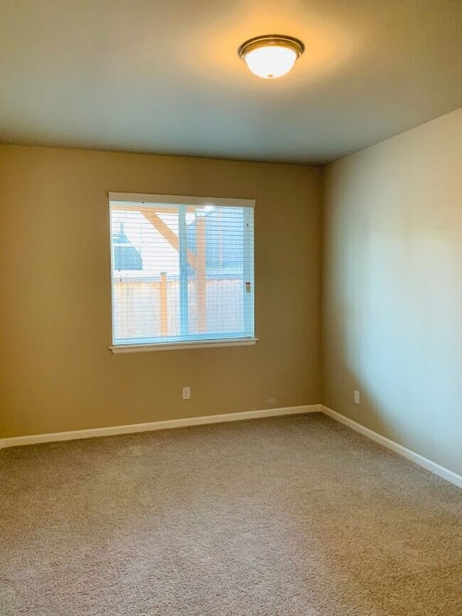 Building Photo - 5 bd 3.5 bath Bothell Single Family House ...