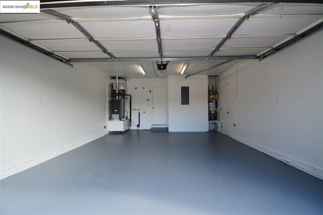 Building Photo - 1462 Kimball Ct