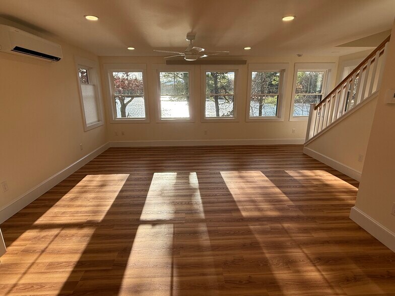 Building Photo - 14 Big Rock Ln