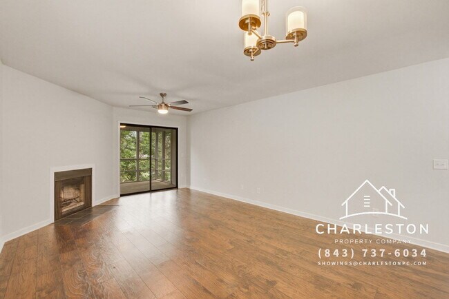 Building Photo - 2741 Jobee Dr