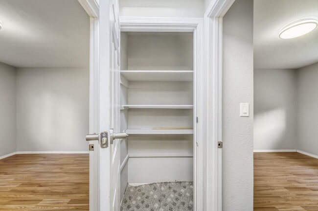 Building Photo - 644 164th Pl NE