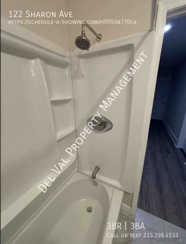 Building Photo - 122 Sharon Ave