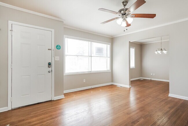 Building Photo - 224 Tanglewood Cir NE