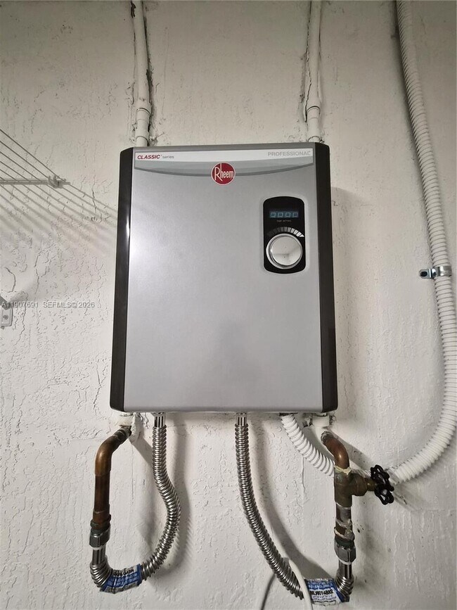 Building Photo - 2741 NW 55th Way