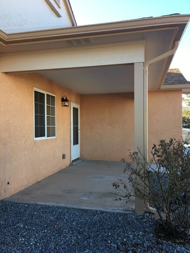 Building Photo - Enchanted Hills - 3BR w/AC