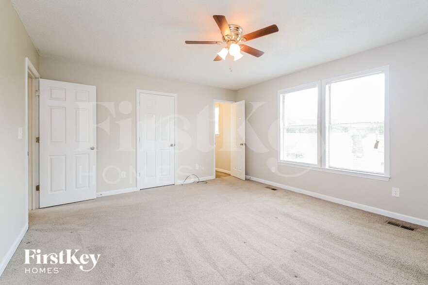 Building Photo - 1204 Gran Ave