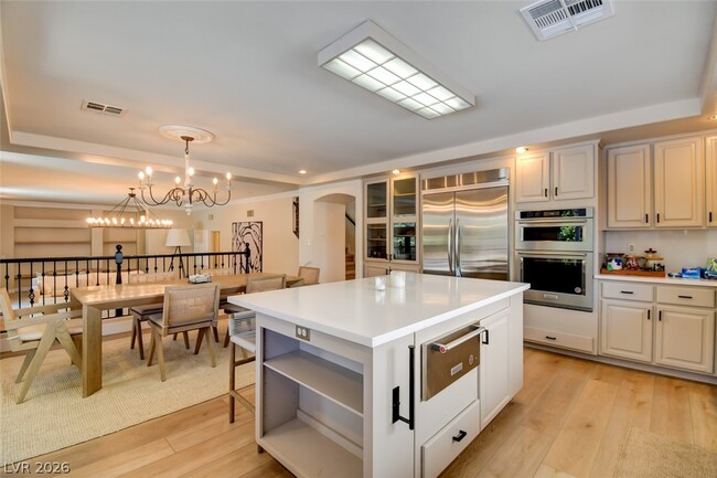 Building Photo - 7686 Gossamer Wind St