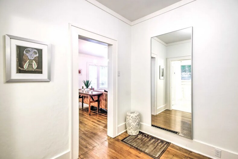 Building Photo - 1117 Kenwood Pl