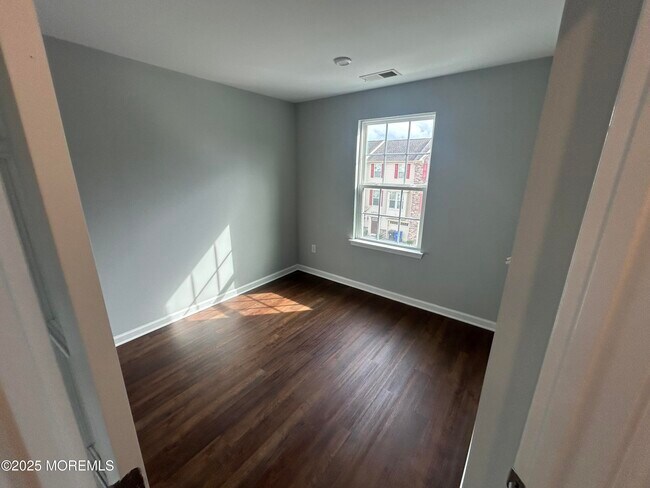 Building Photo - 201 Rio Grande Dr