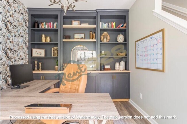 Building Photo - 28 Manderley Way