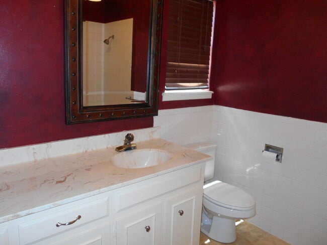 Building Photo - 4431 77th St