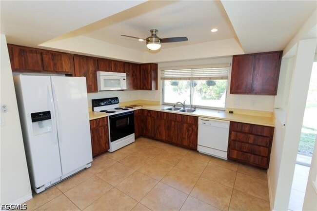 Building Photo - 1329 Torreya Cir