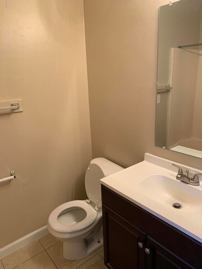 Building Photo - 103 Shiloh Dr