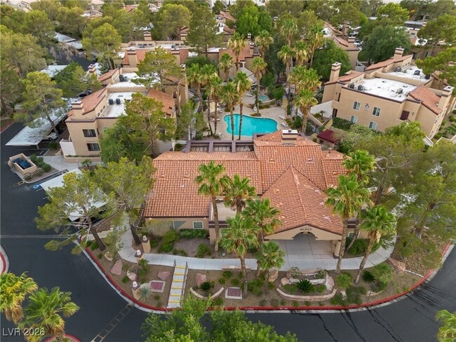 Building Photo - 9325 W Desert Inn Rd