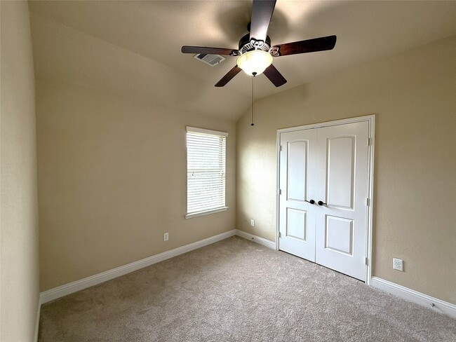 Building Photo - 27610 Dalton Bluff Ct