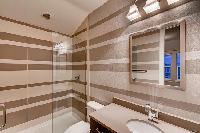 Building Photo - 1112 S Grant St