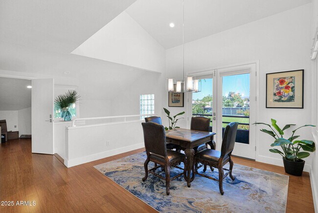 Building Photo - 7760 E Gainey Ranch Rd