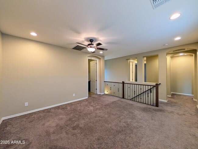 Building Photo - 923 S Osborn Ln